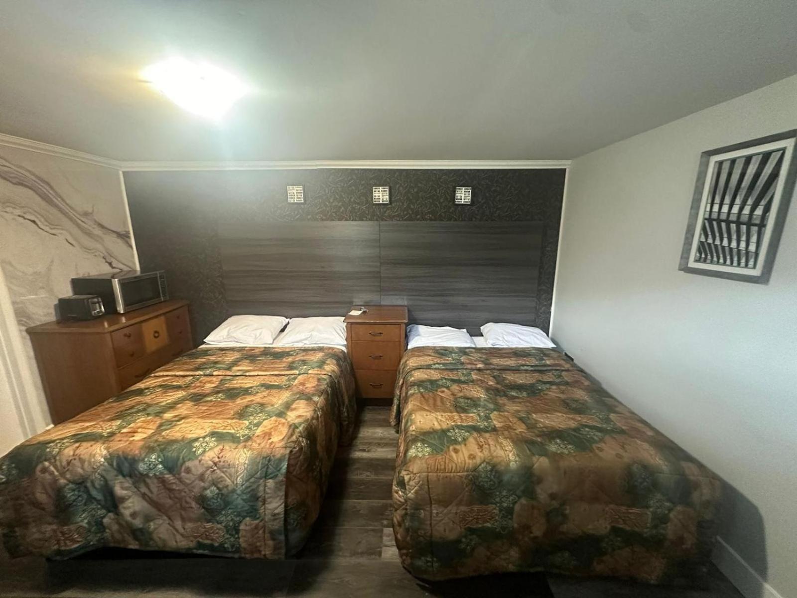 Pine Ridge Motel Timmins Exterior foto